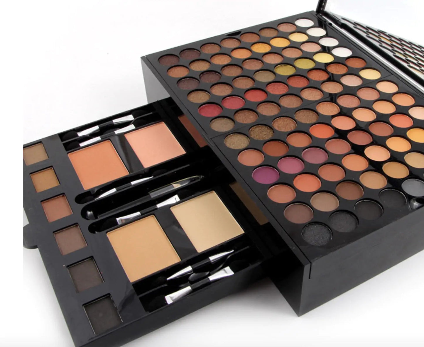 Ultimate Makeup Set with Eyeshadows